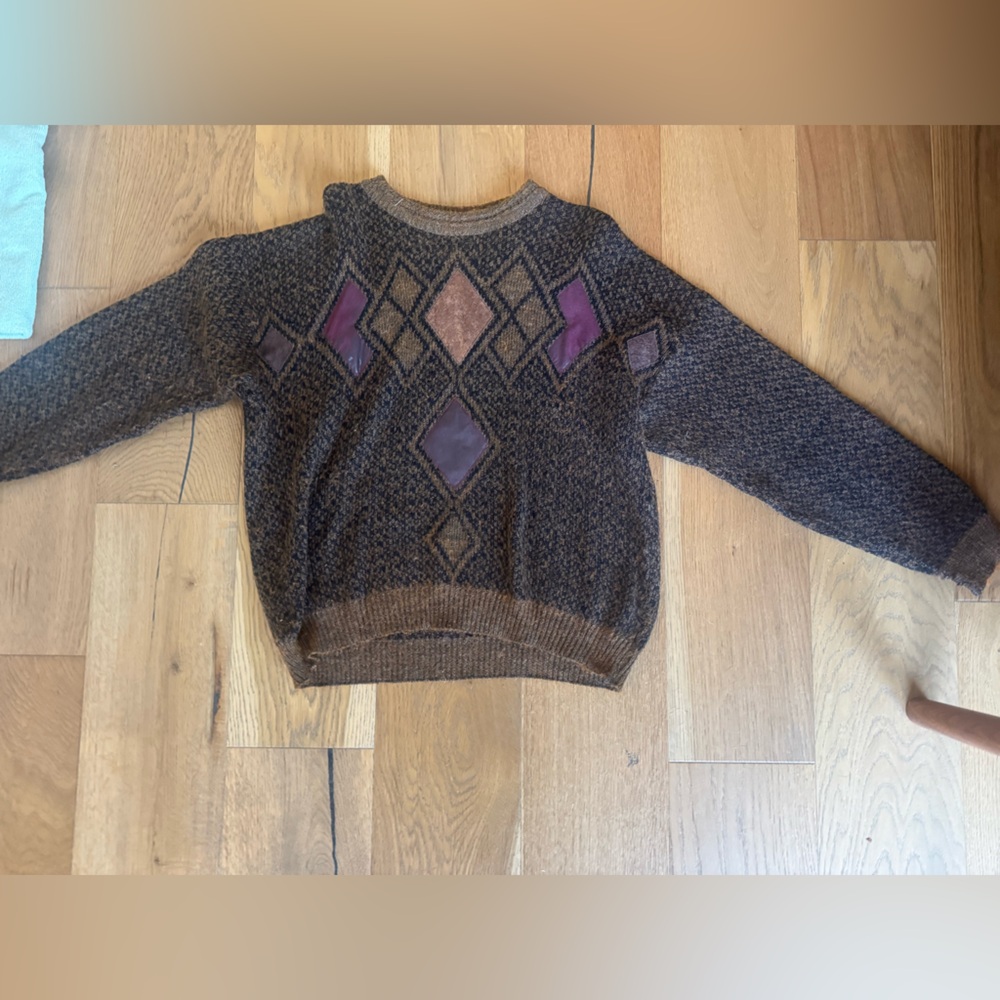 🟤 Vintage Knit Argyle Sweater (L) 🟣
